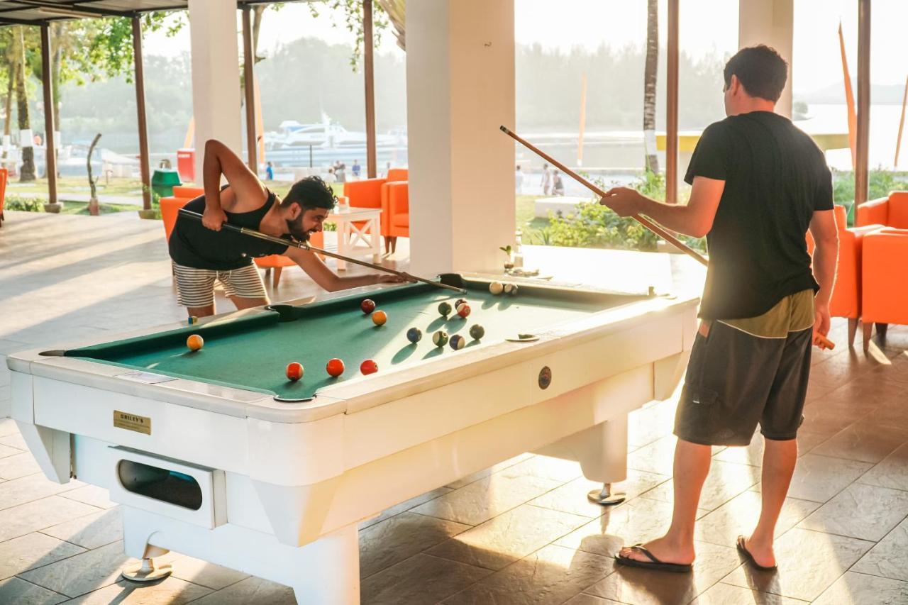 Sekupang Harris Resort Batam Waterfront מראה חיצוני תמונה