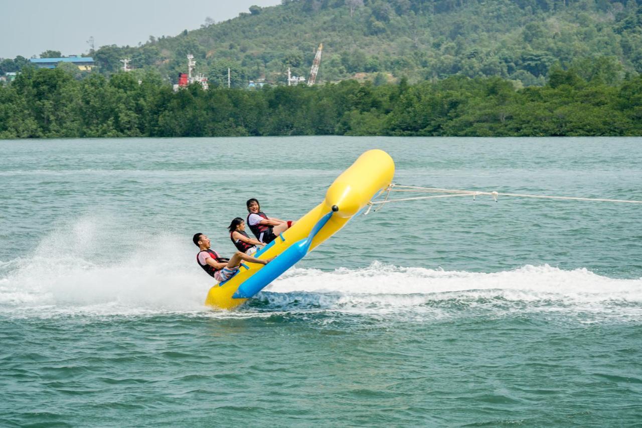 Sekupang Harris Resort Batam Waterfront מראה חיצוני תמונה