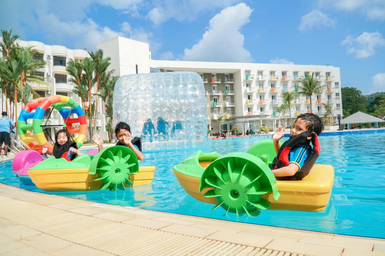 Sekupang Harris Resort Batam Waterfront מראה חיצוני תמונה