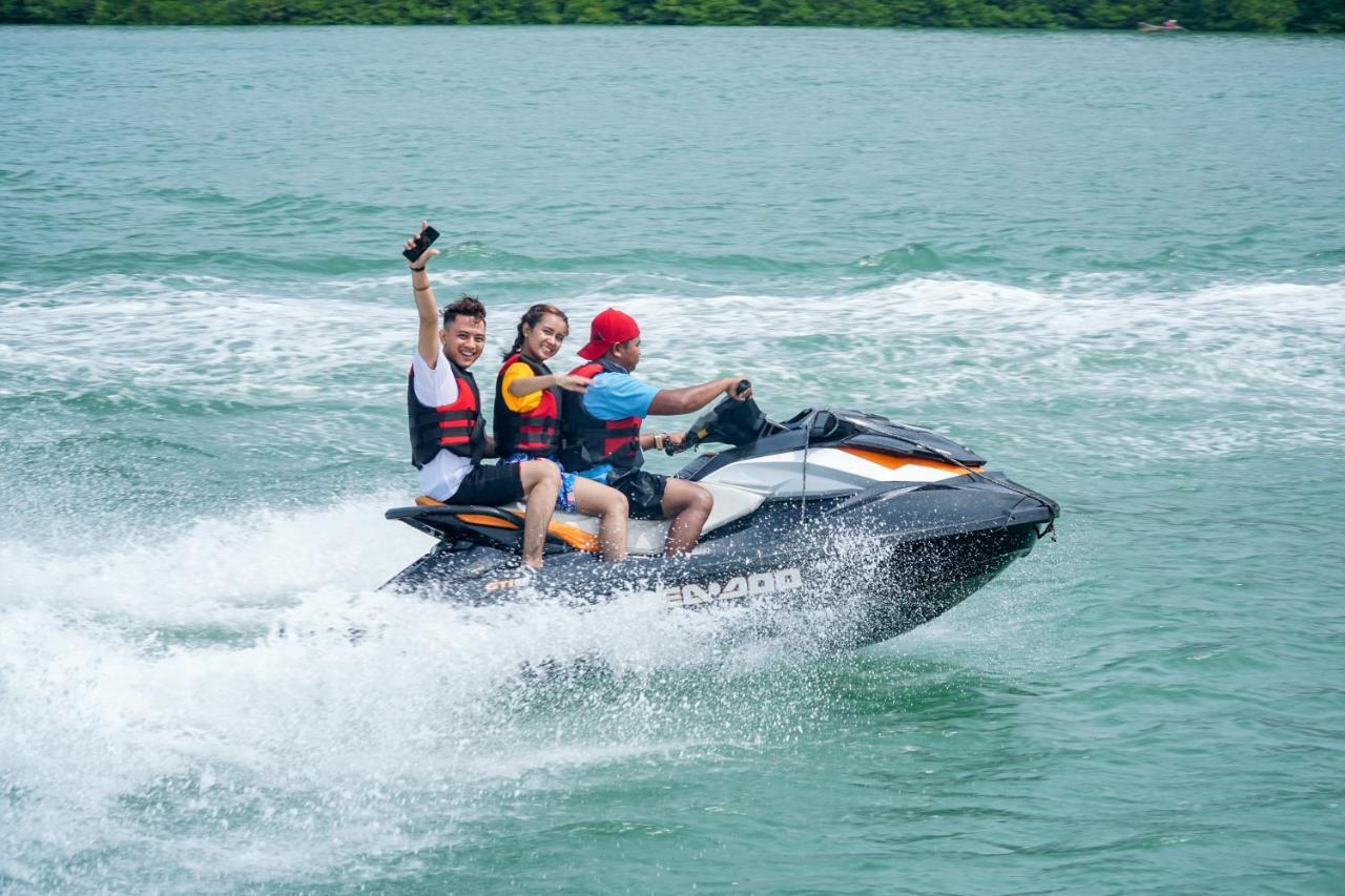 Sekupang Harris Resort Batam Waterfront מראה חיצוני תמונה