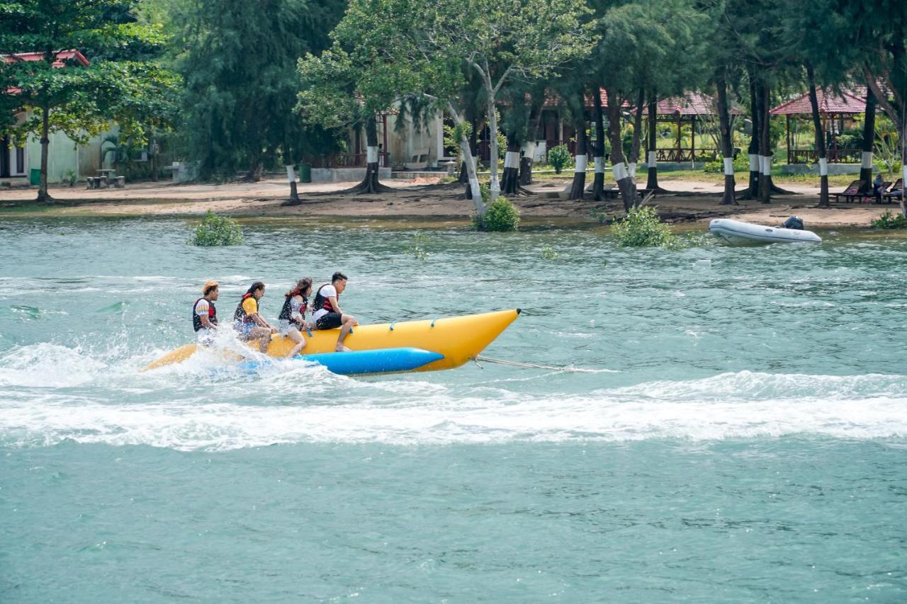 Sekupang Harris Resort Batam Waterfront מראה חיצוני תמונה