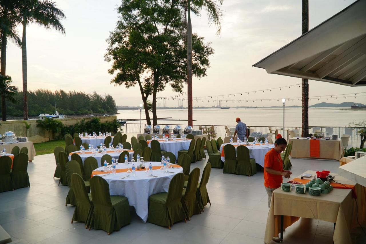 Sekupang Harris Resort Batam Waterfront מראה חיצוני תמונה